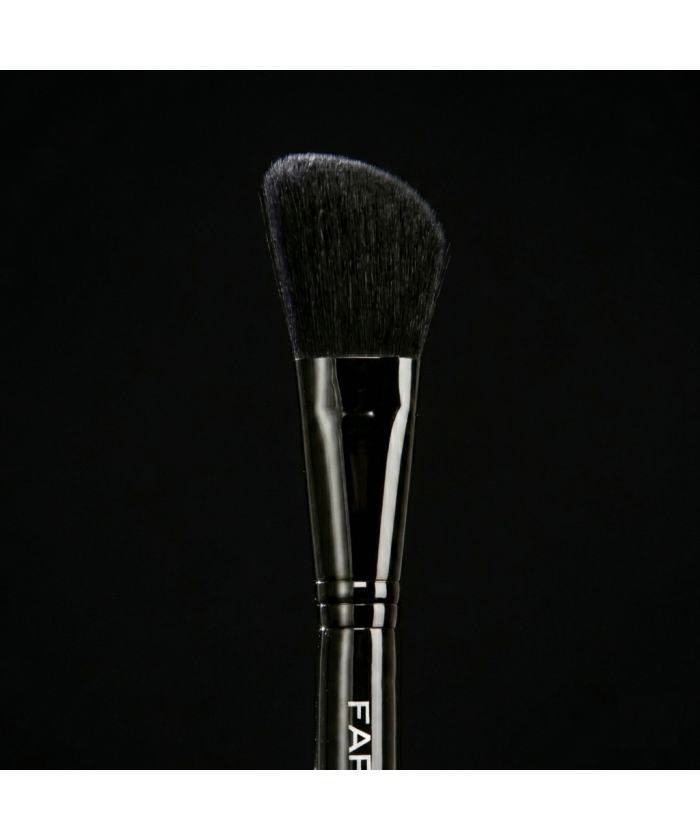 210 – Brocha Oblicua de Colorete
